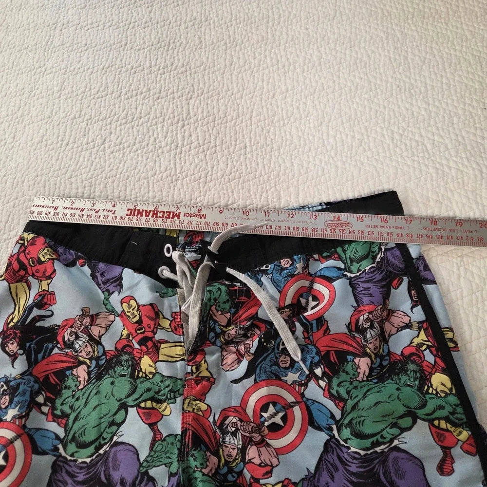 Marvel Avengers Comic Print Swim Trunks Mens Medium Bioworld Board Shorts Blue